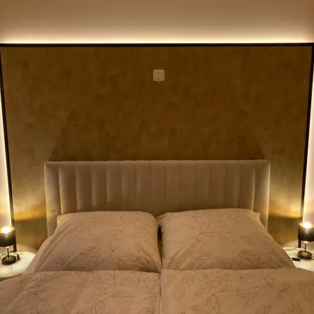 Mit Privatem Pool * ゾルタウ